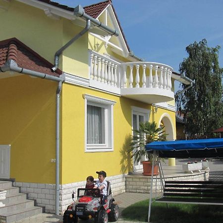 Villa Jäger Vonyarcvashegy Exterior foto